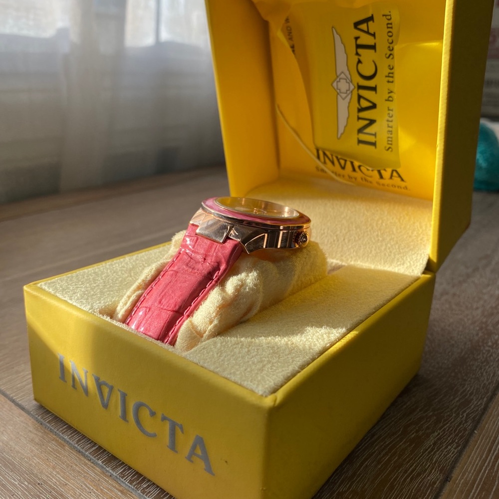 Invicta Watch - Picture 2 of 2